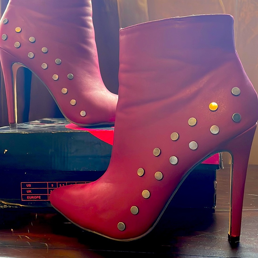Cranberry color booties